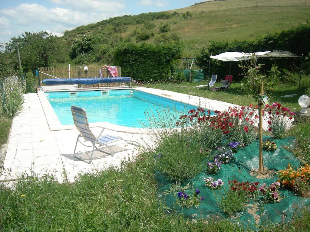 Gites "Le Bret" Saint-Sylvestre  Экстерьер фото